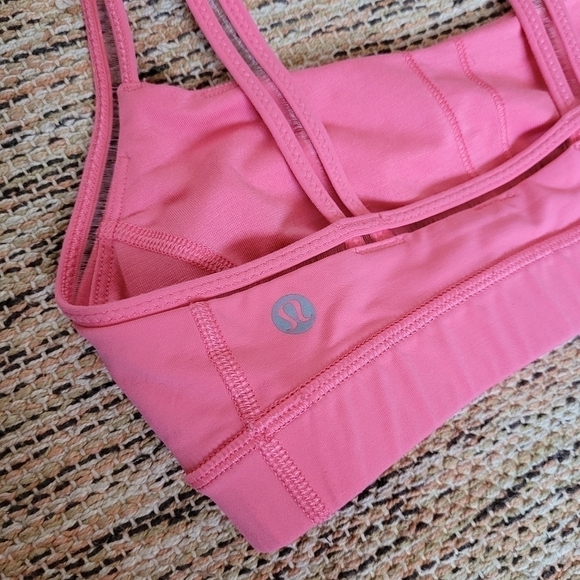 LULULEMON Sports Bra | size 4 - Picture 4 of 7